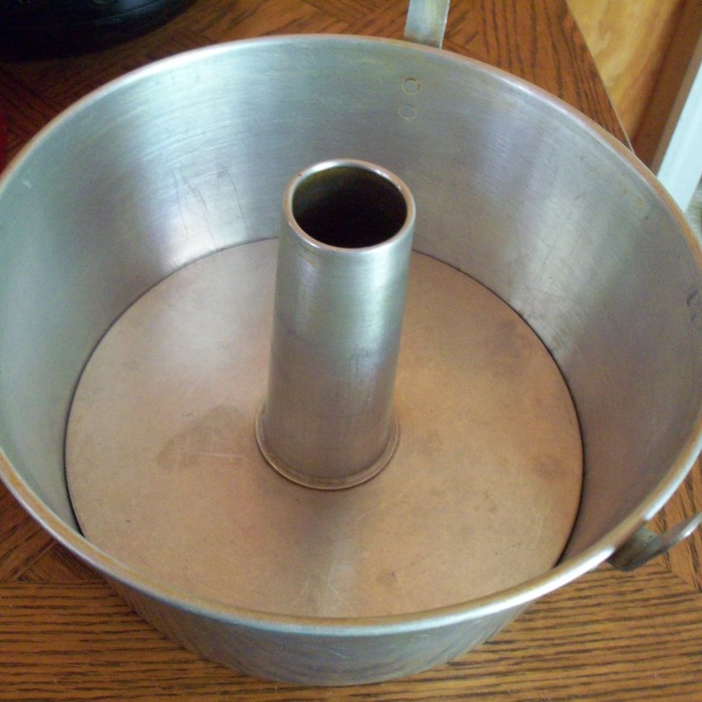 sponge cake pan